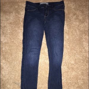 Hollister jean leggings size 1R waist 25 length 29